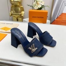 Louis Vuitton Slippers